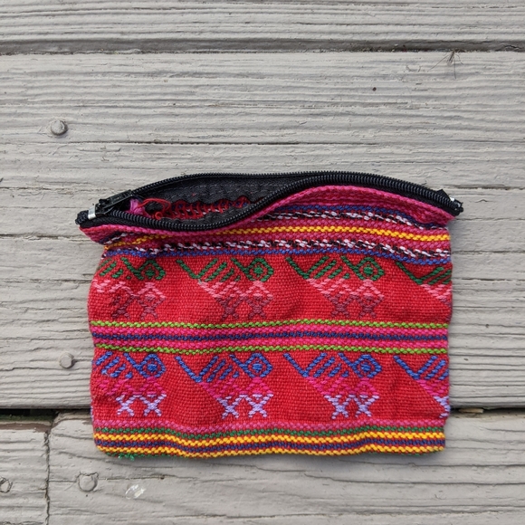 Cute Woven Tribal Print Change Purse - Picture 4 of 4